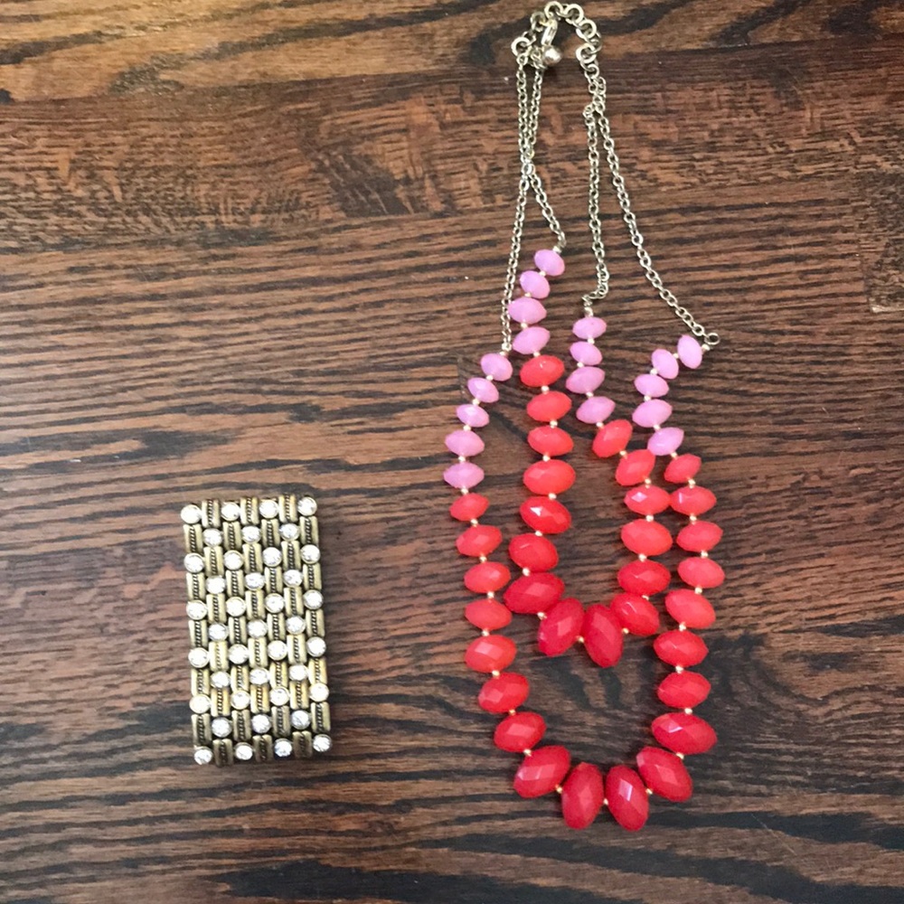 Bracelet & Necklace.